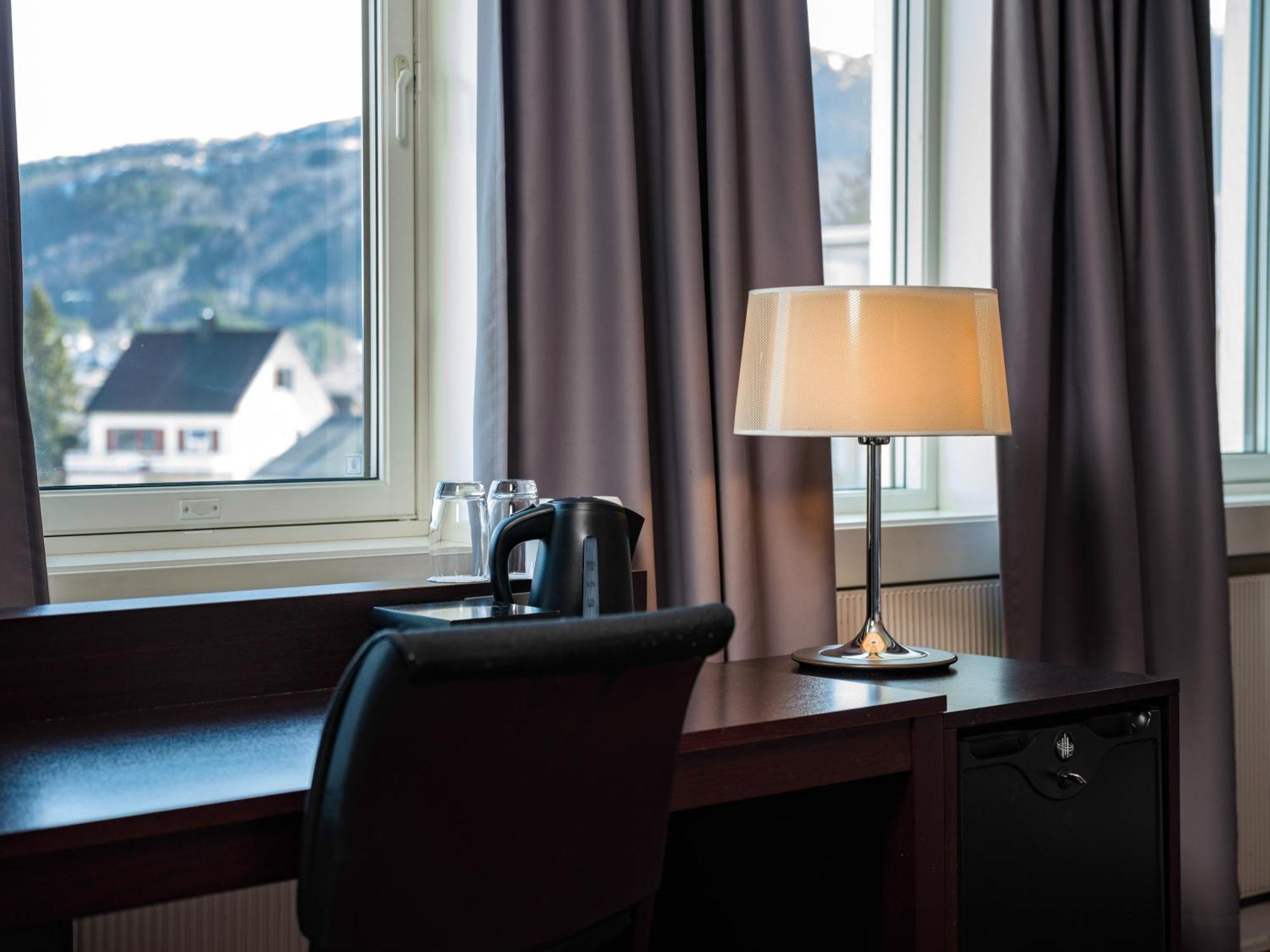 Quality Hotel Grand Royal Narvik Exterior foto