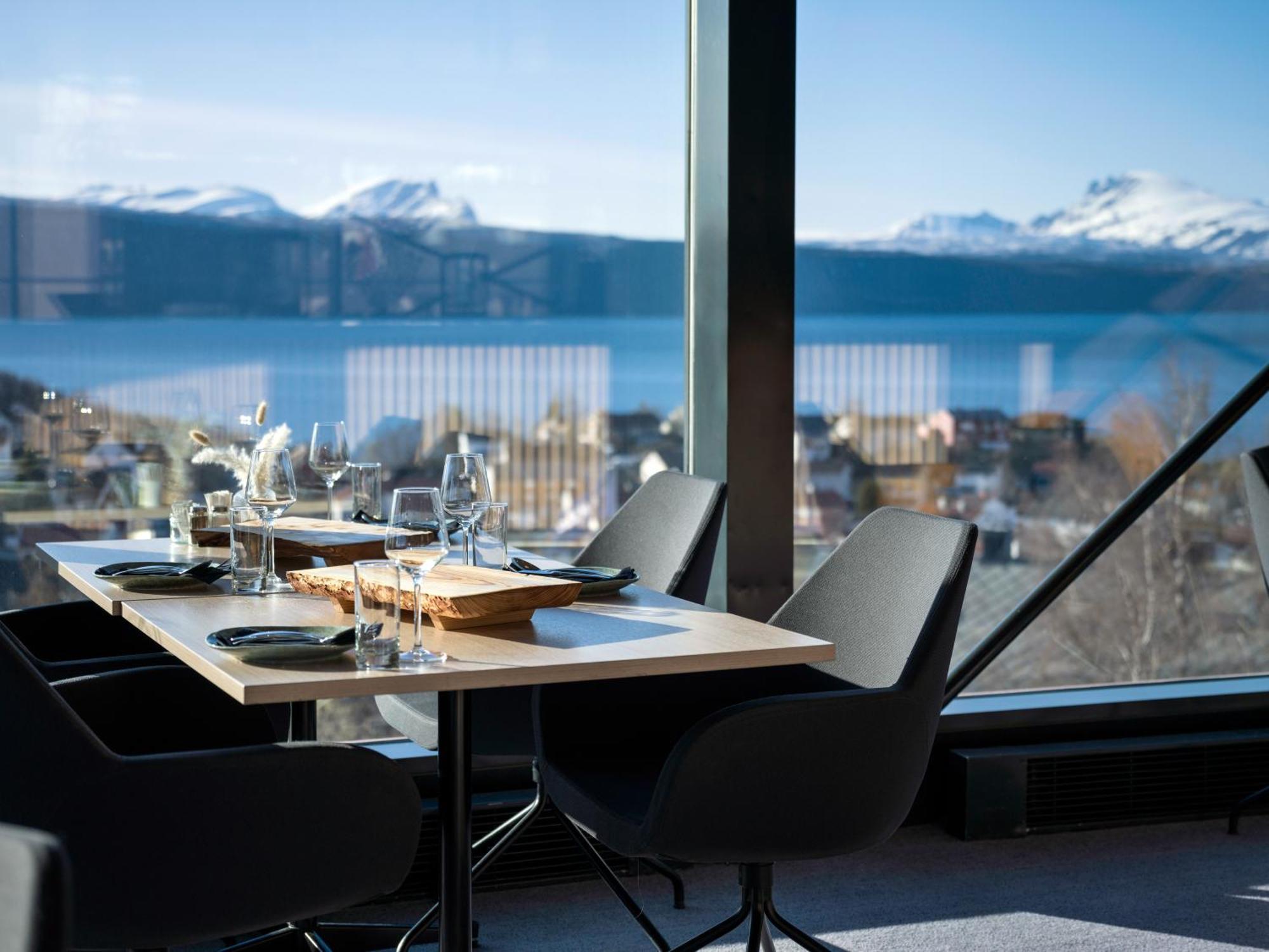 Quality Hotel Grand Royal Narvik Exterior foto